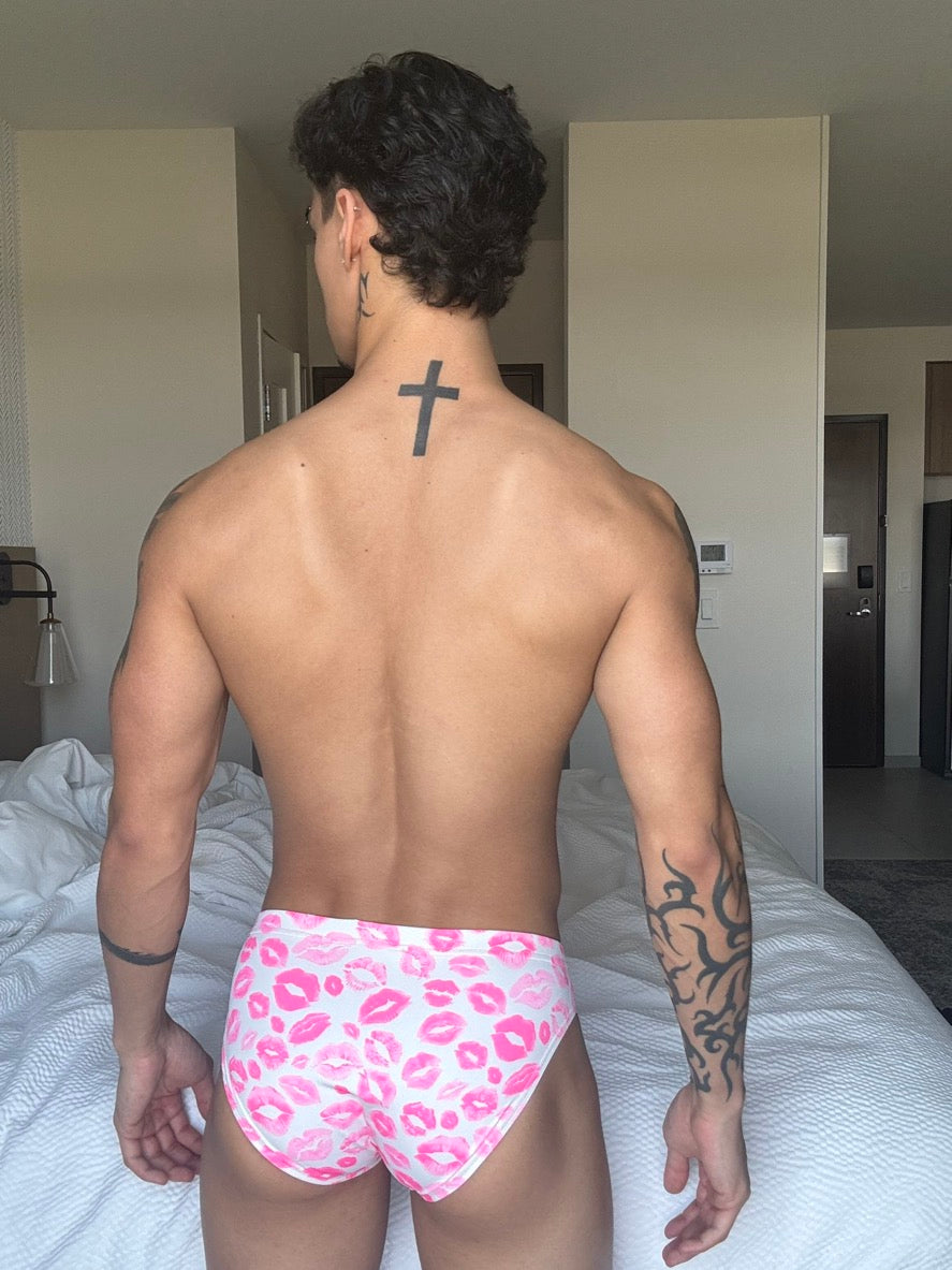 LI(P)USSY PINK LOW CUT BIKINI